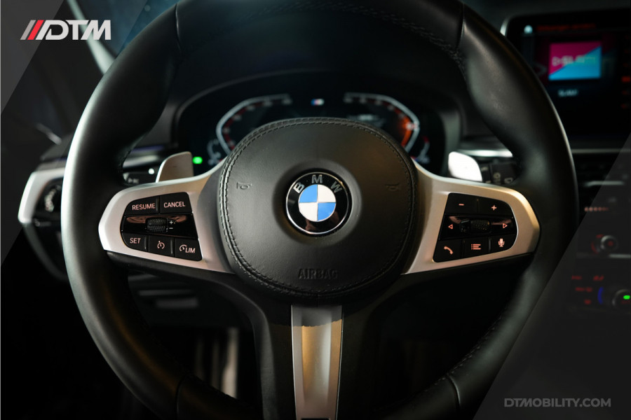 BMW 5 Serie Touring Dealer O.H. | 530i High Ex. M-Sport | | Pano | Harman Kardon | Laser