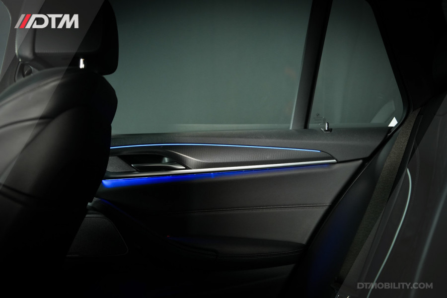 BMW 5 Serie Touring Dealer O.H. | 530i High Ex. M-Sport | | Pano | Harman Kardon | Laser