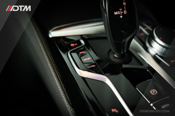 BMW 5 Serie Touring Dealer O.H. | 530i High Ex. M-Sport | | Pano | Harman Kardon | Laser