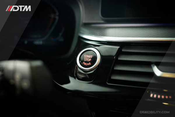 BMW 5 Serie Touring Dealer O.H. | 530i High Ex. M-Sport | | Pano | Harman Kardon | Laser