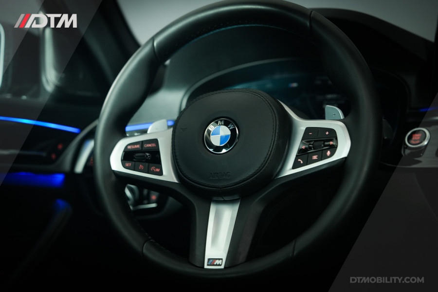 BMW 5 Serie Touring Dealer O.H. | 530i High Ex. M-Sport | | Pano | Harman Kardon | Laser