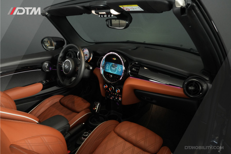 MINI Cabrio 1.5 Cooper Essential | JCW | Leder