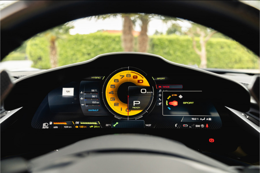 Ferrari SF90 Stradale 4.0 V8 | Assetto Fiorano | Daytona Racing seats |
