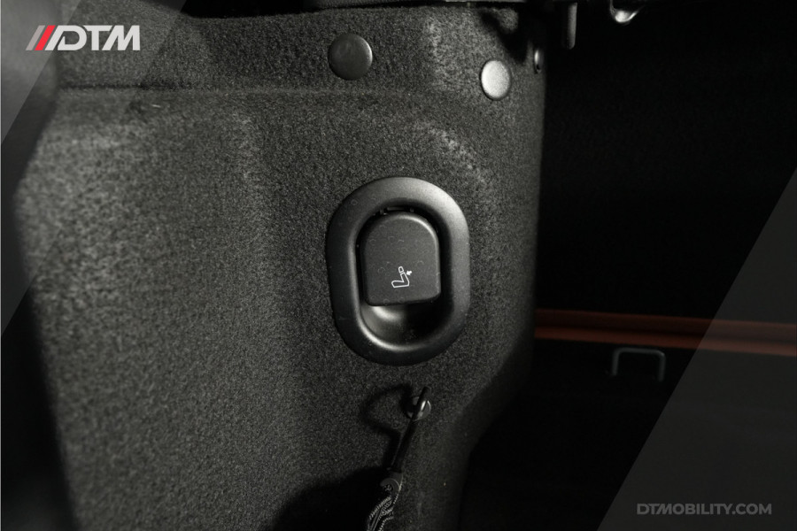 MINI Cabrio 1.5 Cooper Essential | JCW | Leder