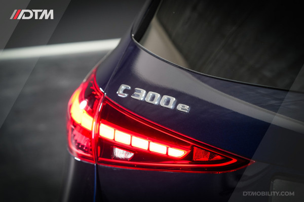 Mercedes-Benz C-Klasse Estate 300e AMG | | VOL OPTIES! | Burmester | HuD | Pano