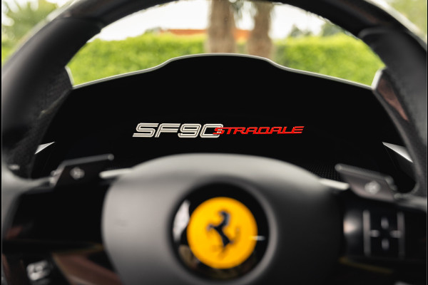 Ferrari SF90 Stradale 4.0 V8 | Assetto Fiorano | Daytona Racing seats |