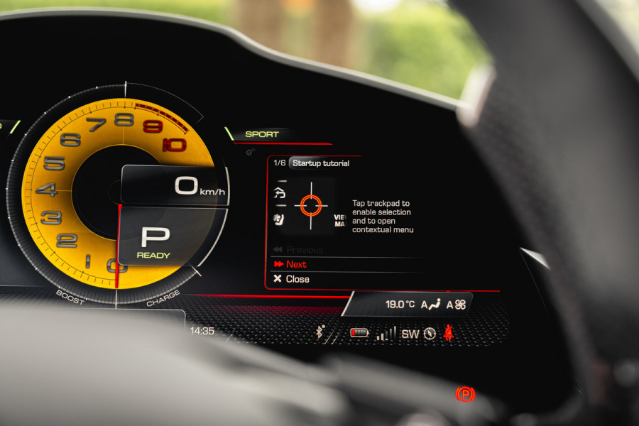 Ferrari SF90 Stradale 4.0 V8 | Assetto Fiorano | Daytona Racing seats |