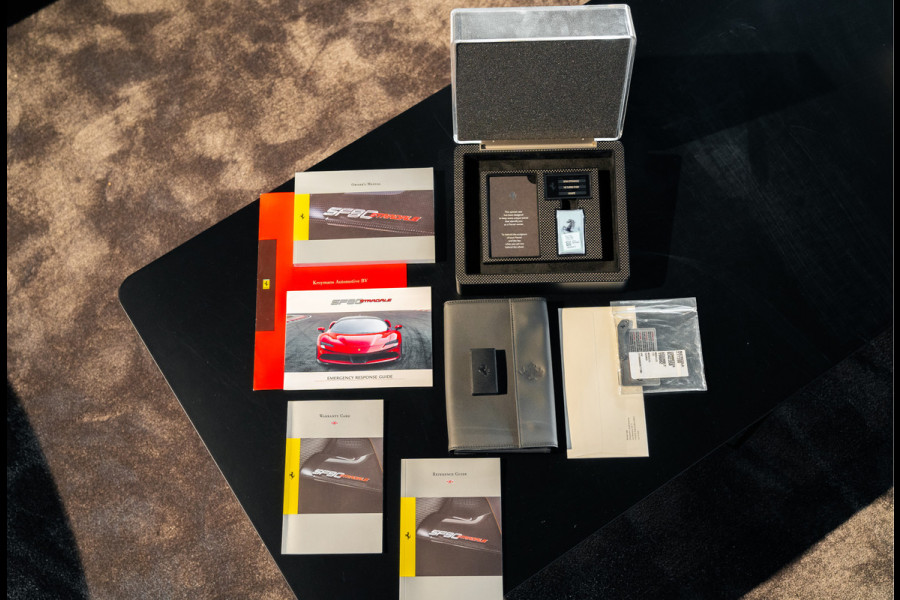Ferrari SF90 Stradale 4.0 V8 | Assetto Fiorano | Daytona Racing seats |