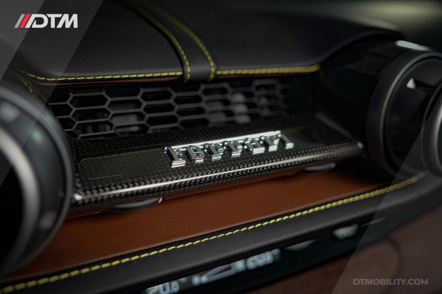 Ferrari 812 GTS 6.5 V12 HELE | Rosso Magma | Carbon | Lift | Passenger Display |