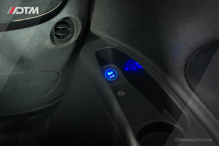 MICRO Microlino Competizione 10.5 kWh L7 90 Km/h Autorijbewijs