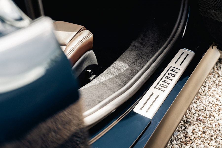 Ferrari SF90 Spider 4.0 V8 | Blu Pozzi | Daytona Seats Cioccolato |