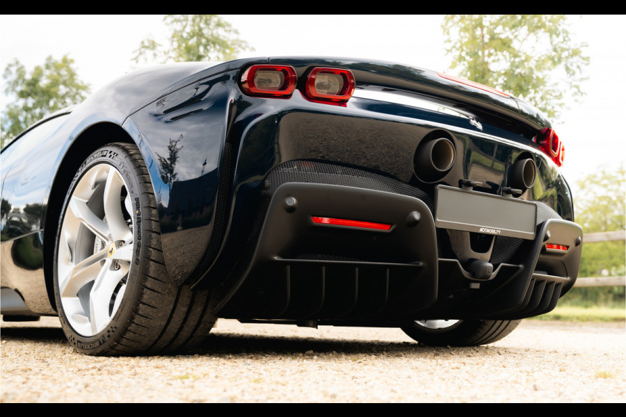 Ferrari SF90 Spider 4.0 V8 | Blu Pozzi | Daytona Seats Cioccolato |