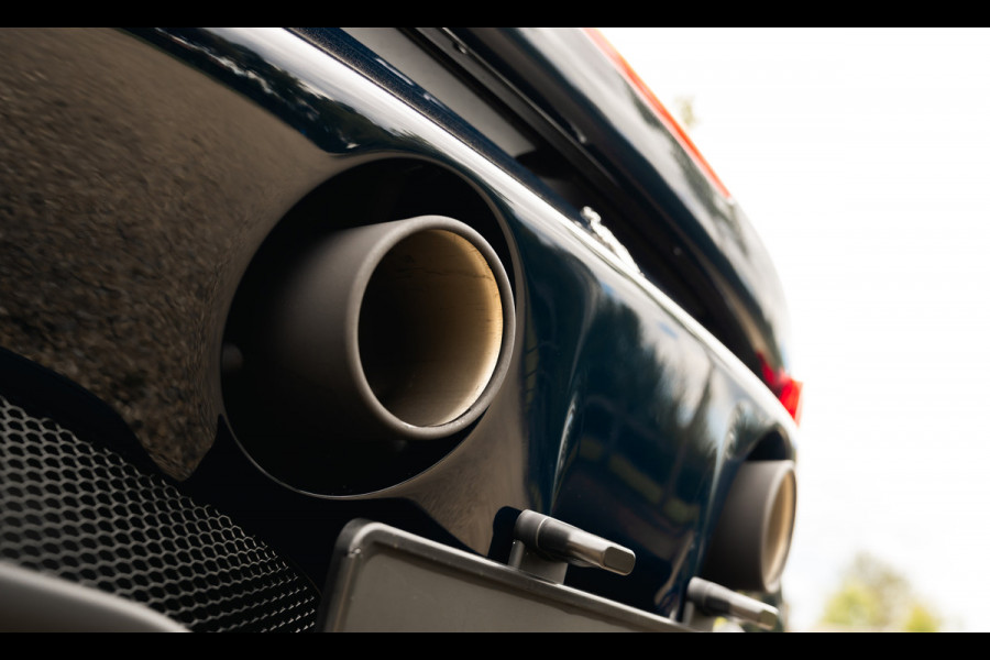 Ferrari SF90 Spider 4.0 V8 | Blu Pozzi | Daytona Seats Cioccolato |