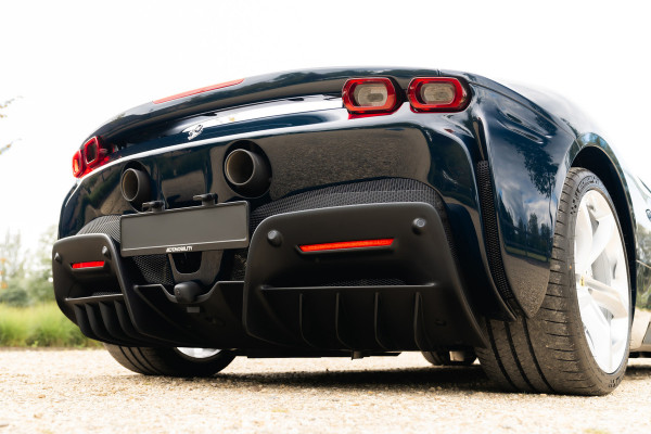 Ferrari SF90 Spider 4.0 V8 | Blu Pozzi | Daytona Seats Cioccolato |