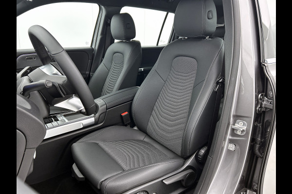 Mercedes-Benz EQB 250+ Business Solution 7p. 71 kWh | Parkeerpakket met achteruitrijcamera | EASY PACK achterklep | Sfeerverlichting | Verwarmde stoelen vooraan | Extra USB-poorten | Zitcomfortpakket | Licht- en zicht pakket |