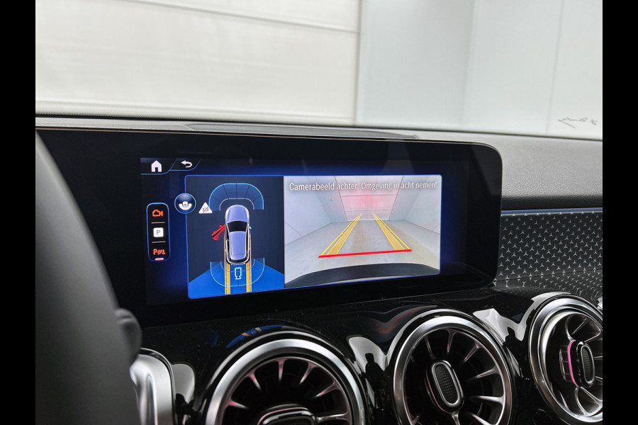 Mercedes-Benz EQB 250+ Business Solution 7p. 71 kWh | Parkeerpakket met achteruitrijcamera | EASY PACK achterklep | Sfeerverlichting | Verwarmde stoelen vooraan | Extra USB-poorten | Zitcomfortpakket | Licht- en zicht pakket |