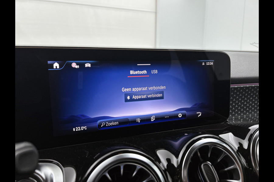 Mercedes-Benz EQB 250+ Business Solution 7p. 71 kWh | Parkeerpakket met achteruitrijcamera | EASY PACK achterklep | Sfeerverlichting | Verwarmde stoelen vooraan | Extra USB-poorten | Zitcomfortpakket | Licht- en zicht pakket |