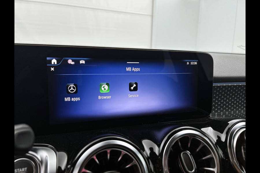 Mercedes-Benz EQB 250+ Business Solution 7p. 71 kWh | Parkeerpakket met achteruitrijcamera | EASY PACK achterklep | Sfeerverlichting | Verwarmde stoelen vooraan | Extra USB-poorten | Zitcomfortpakket | Licht- en zicht pakket |
