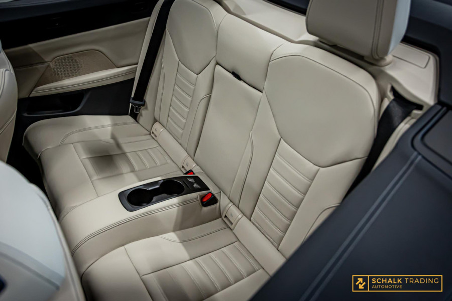 BMW 4 Serie Cabrio 420i High Executive|M-sport|E-stoel|Cam