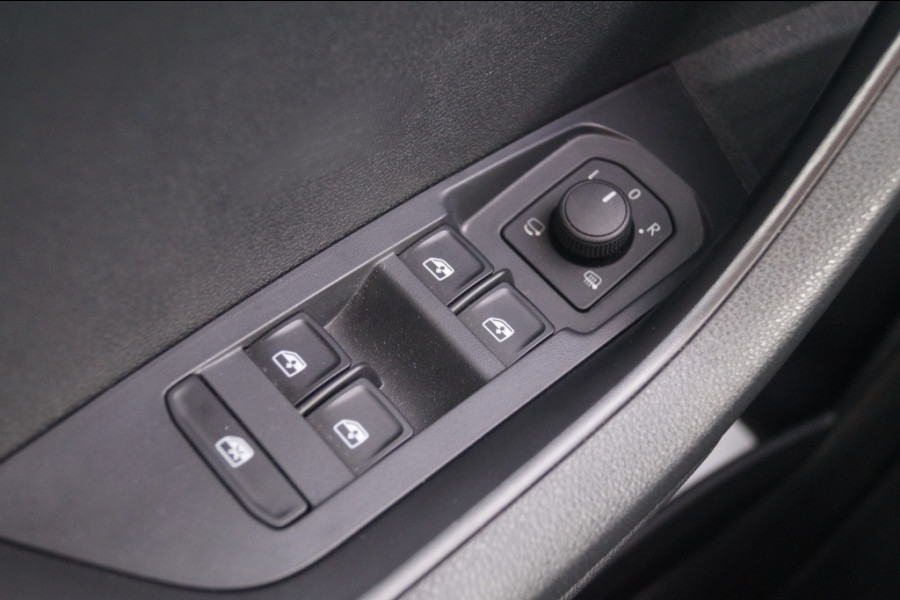 Škoda Karoq 2.0 TDI DSG Ambition -LEER-NAVI-ECC-PDC-