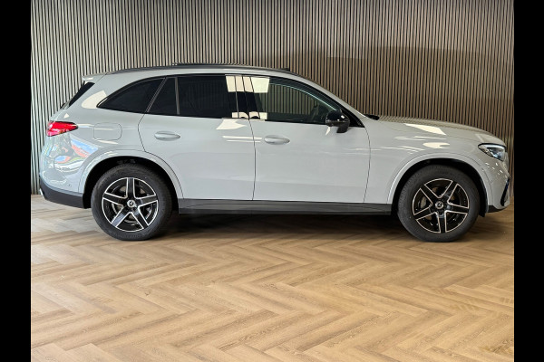 Mercedes-Benz GLC 400e 4MATIC AMG Line AUT. PANORAMADAK SFEERVERLICHTING MEMORY STOELVERWARMING CRUISE PDC KEYLESS-GO