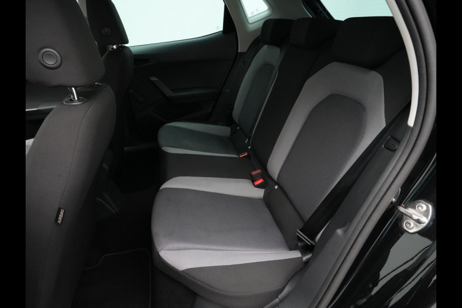 Seat Ibiza 1.0 TSI 95pk Style Business Intense Clima Navigatie Privacyglas Carplay Camera 17" velgen 321