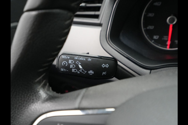 Seat Ibiza 1.0 TSI 95pk Style Business Intense Clima Navigatie Privacyglas Carplay Camera 17" velgen 321