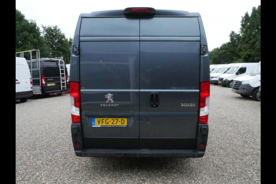 Peugeot Boxer 2.2 BlueHDi 120PK, L2H2, Airco