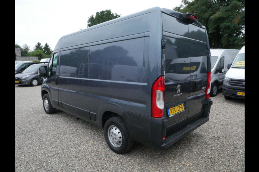 Peugeot Boxer 2.2 BlueHDi 120PK, L2H2, Airco