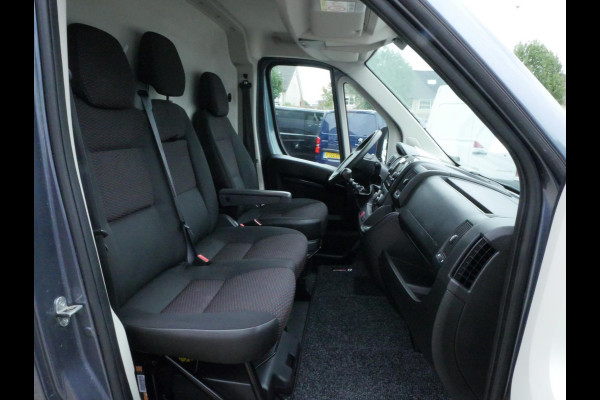 Peugeot Boxer 2.2 BlueHDi 120PK, L2H2, Airco
