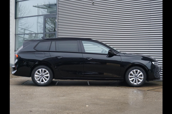 Opel Astra Sports Tourer 1.2 Turbo Business Edition Opel Astra Sports Tourer 1.2 Turbo Business Edition