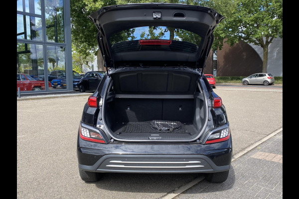 Hyundai Kona EV Fashion 64 kWh VAN: 29.900,- VOOR: 26.440,- UW HERFSTVOORDEEL: 3.460,- VOLLEDIGE FABR. GARANTIE t/m 03-2028 | KEYLESS ENTRY | CAMERA | STOELVERWARMING | WARMTEPOMP | 3 fase LADEN