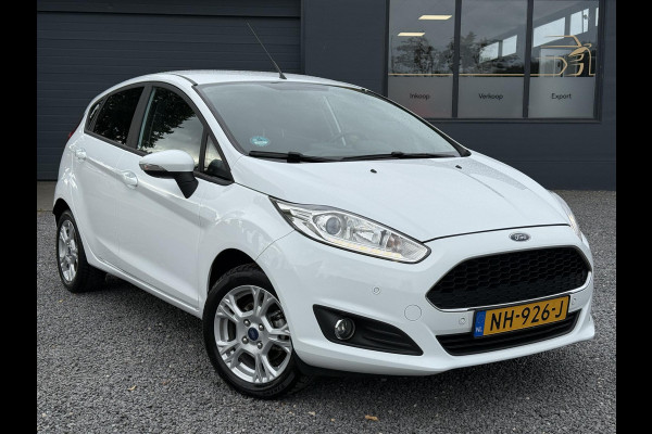 Ford Fiesta 1.0 Style Ultimate 2e Eigenaar,Navi,Airco,Cruise,80pk,5 Deurs,Lm velgen,N.A.P,Pdc V+A,Apk tot 05-2026