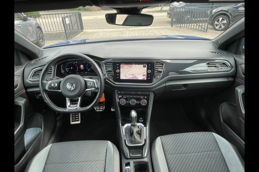Volkswagen T-Roc 1.5 TSI R-line | panoramadak | camera | lmv 19"