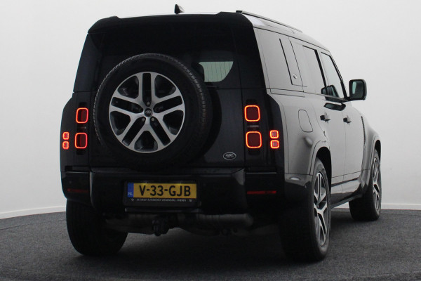Land Rover Defender 2.0 D240 110 HSE Leer, 360° Camera, Panoramadak, Luchtvering, Meridian Audio, Trekhaak