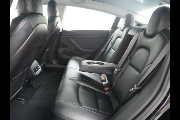 Tesla Model 3 Long Range AWD 75kWh 463PK SOH 99% 19"Lmv FSD-3 Computer Premium Audio AutoPilot Panoramadak Camera's Leer Adaptive-Cruise-Contr 4WD Stoel en achterbank verwarming Elektr.Stoelen+Memory+Easy-Entry WiFi Origineel Nederlandse Auto Garantie op Accu/Motor tot 22-04-2028/192.000km
