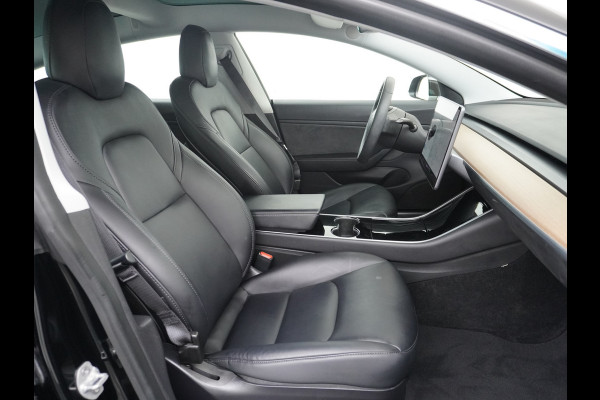 Tesla Model 3 Long Range AWD 75kWh 463PK SOH 99% 19"Lmv FSD-3 Computer Premium Audio AutoPilot Panoramadak Camera's Leer Adaptive-Cruise-Contr 4WD Stoel en achterbank verwarming Elektr.Stoelen+Memory+Easy-Entry WiFi Origineel Nederlandse Auto Garantie op Accu/Motor tot 22-04-2028/192.000km