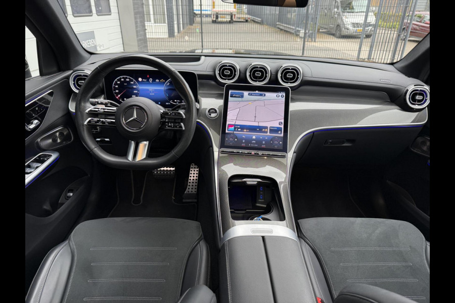 Mercedes-Benz GLC 400e 4MATIC AMG ACHTERAS BESTURING / LUCHTVERING/ PANO/HEAD-UP