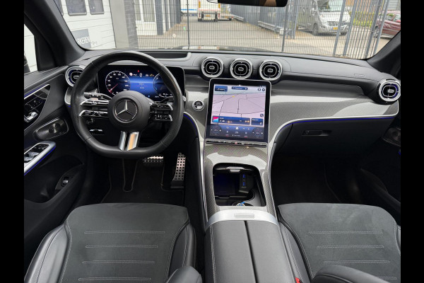 Mercedes-Benz GLC 400e 4MATIC AMG ACHTERAS BESTURING / LUCHTVERING/ PANO/HEAD-UP