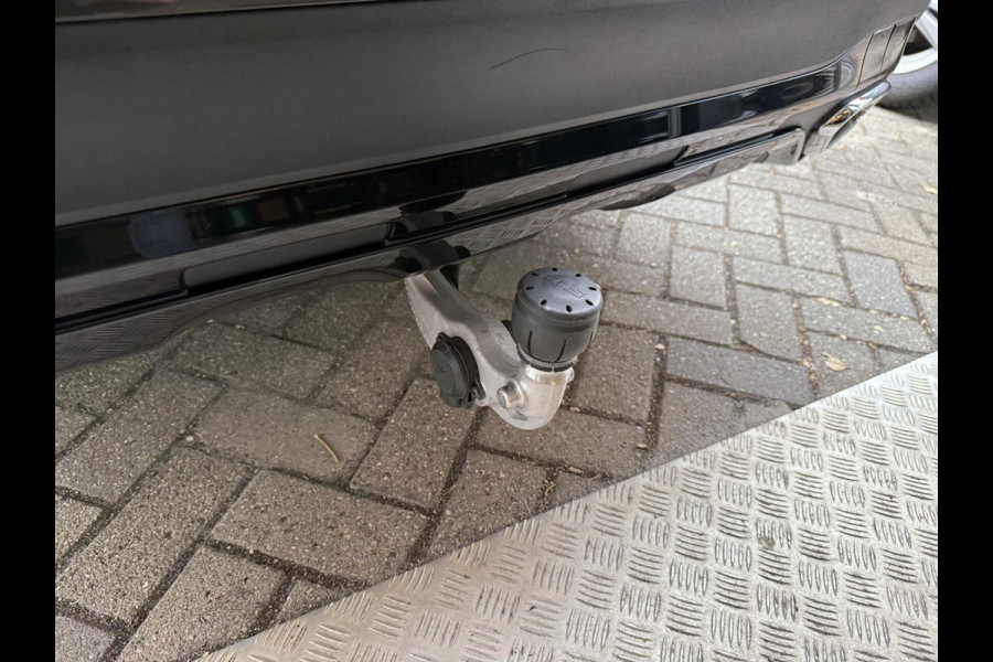 Mercedes-Benz GLC 400e 4MATIC AMG ACHTERAS BESTURING / LUCHTVERING/ PANO/HEAD-UP