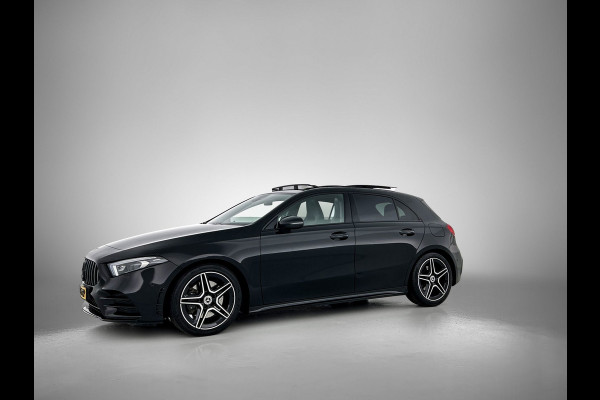 Mercedes-Benz A-Klasse 220 AMG Premium(BOM VOL, Pano, SfeerV, Burmester Audio, StoelV, Camera, Navi, PDC V+A, Etc)