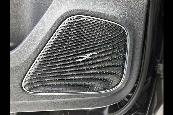 Mercedes-Benz A-Klasse 220 AMG Premium(BOM VOL, Pano, SfeerV, Burmester Audio, StoelV, Camera, Navi, PDC V+A, Etc)
