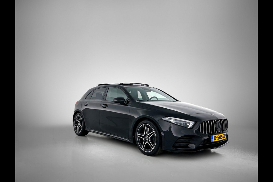 Mercedes-Benz A-Klasse 220 AMG Premium(BOM VOL, Pano, SfeerV, Burmester Audio, StoelV, Camera, Navi, PDC V+A, Etc)