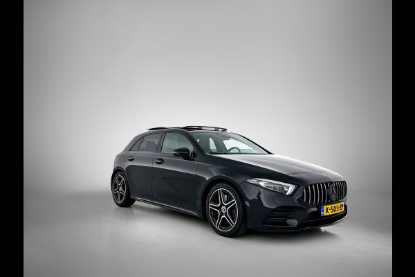 Mercedes-Benz A-Klasse 220 AMG Premium(BOM VOL, Pano, SfeerV, Burmester Audio, StoelV, Camera, Navi, PDC V+A, Etc)