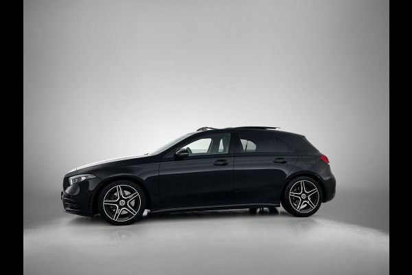 Mercedes-Benz A-Klasse 220 AMG Premium(BOM VOL, Pano, SfeerV, Burmester Audio, StoelV, Camera, Navi, PDC V+A, Etc)