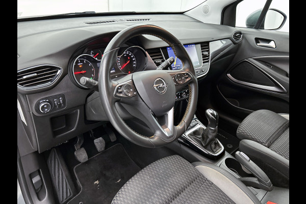 Opel Crossland X 1.2 Turbo Innovation(NL-auto, Perfect OnderH, Trekhaak, Carplay/ Android, Camera, SfeerV, Lane Assit, Navi, Etc)