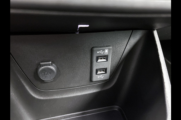 Opel Crossland X 1.2 Turbo Innovation(NL-auto, Perfect OnderH, Trekhaak, Carplay/ Android, Camera, SfeerV, Lane Assit, Navi, Etc)