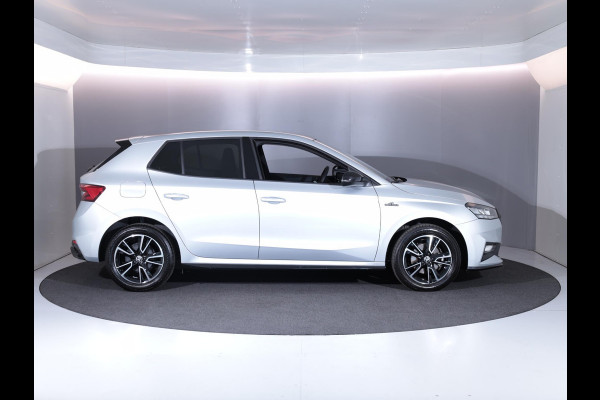 Škoda Fabia 1.0 TSI Monte Carlo 115 pk Automaat (DSG) | Verlengde garantie | Navigatie via App | Panoramadak | Parkeersensoren | Achteruitrijcamera | Stoelverwarming |