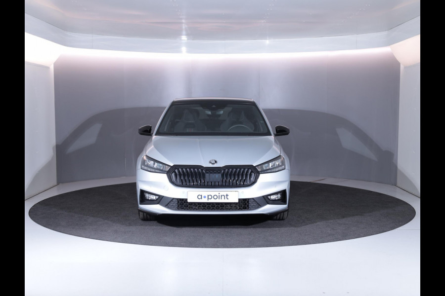 Škoda Fabia 1.0 TSI Monte Carlo 115 pk Automaat (DSG) | Verlengde garantie | Navigatie via App | Panoramadak | Parkeersensoren | Achteruitrijcamera | Stoelverwarming |