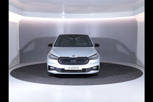 Škoda Fabia 1.0 TSI Monte Carlo 115 pk Automaat (DSG) | Verlengde garantie | Navigatie via App | Panoramadak | Parkeersensoren | Achteruitrijcamera | Stoelverwarming |